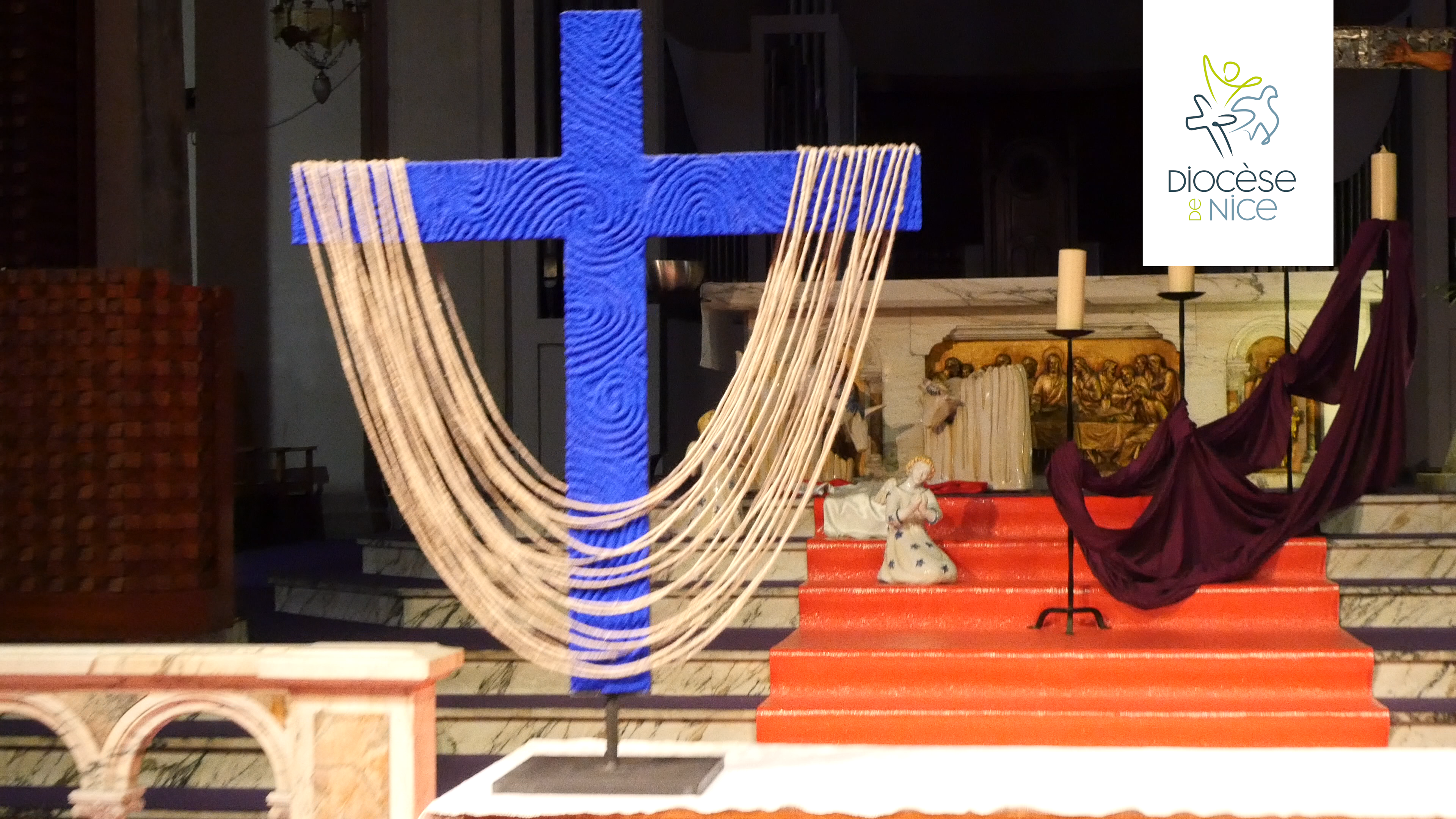Une nouvelle croix pour l&rsquo;église Saint-Pierre d&rsquo;Arène