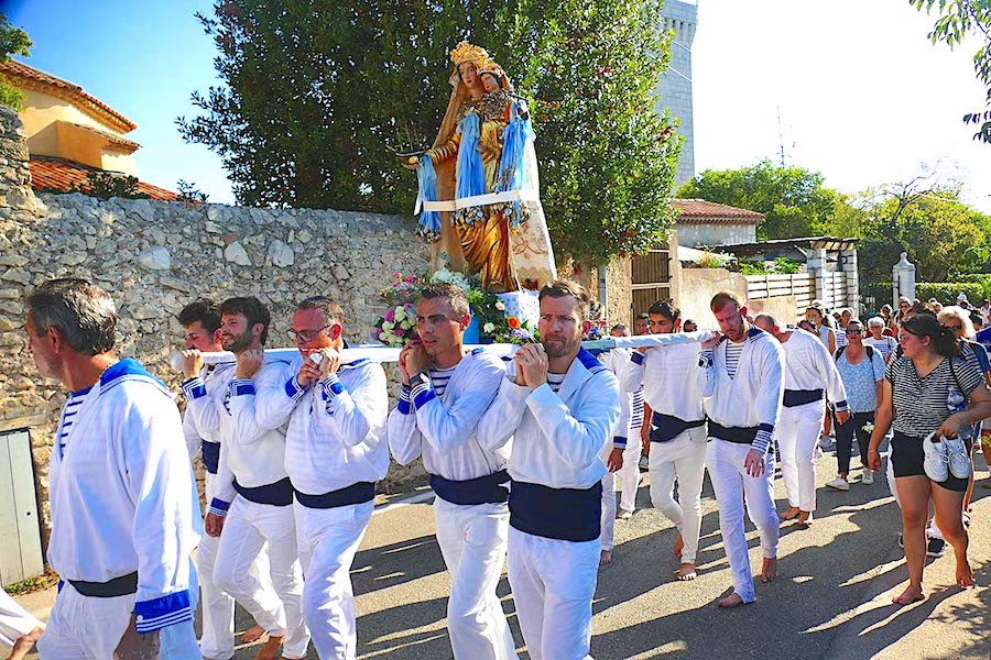 Procession antibes