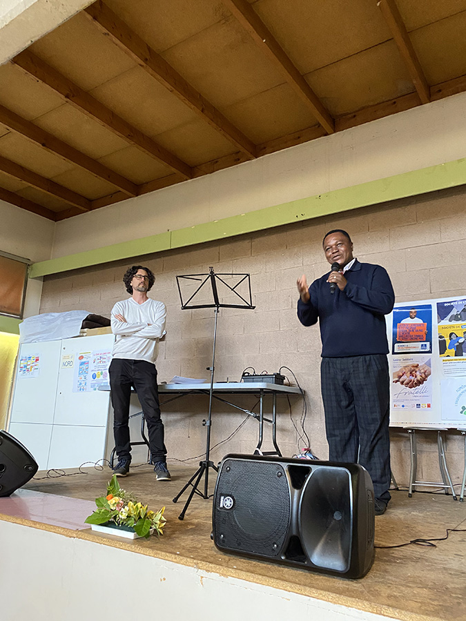 Jean-Jacques, Secours catholique