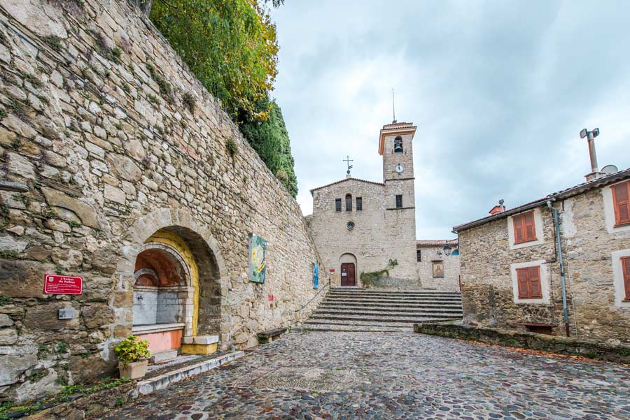 Coaraze Eglise Nativite De SaintJeanBaptiste1 coaraze église nativite de saint jean baptiste
