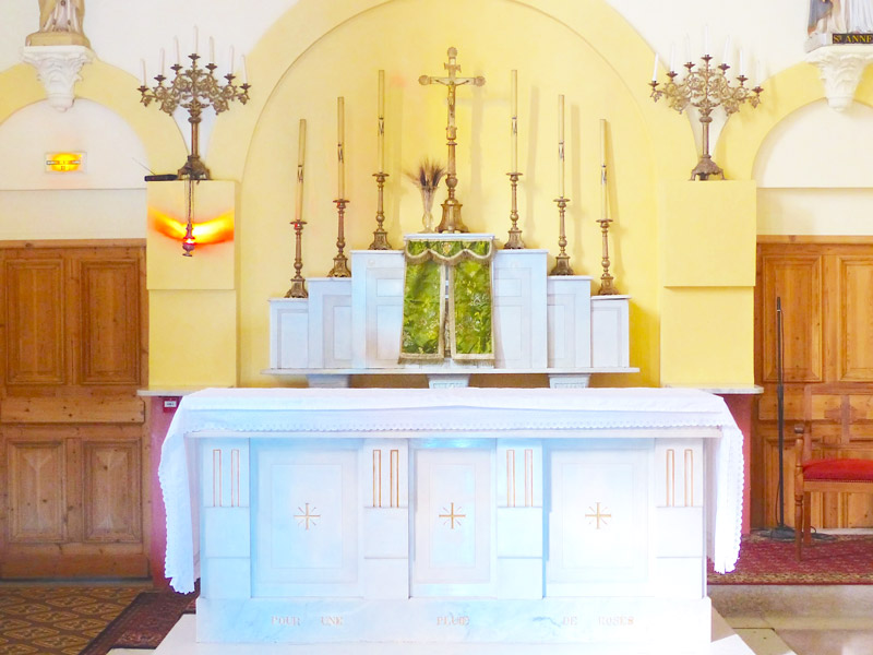 NiceSaintIsidore Eglise NotreDame Du Rosaire C église Notre-Dame-du-Rosaire Nice-Saint-Isidore