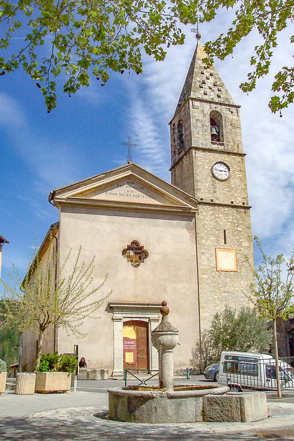 VillarsSurVar Eglise SaintJeanBaptiste église Saint Jean Baptiste Villars sur Var
