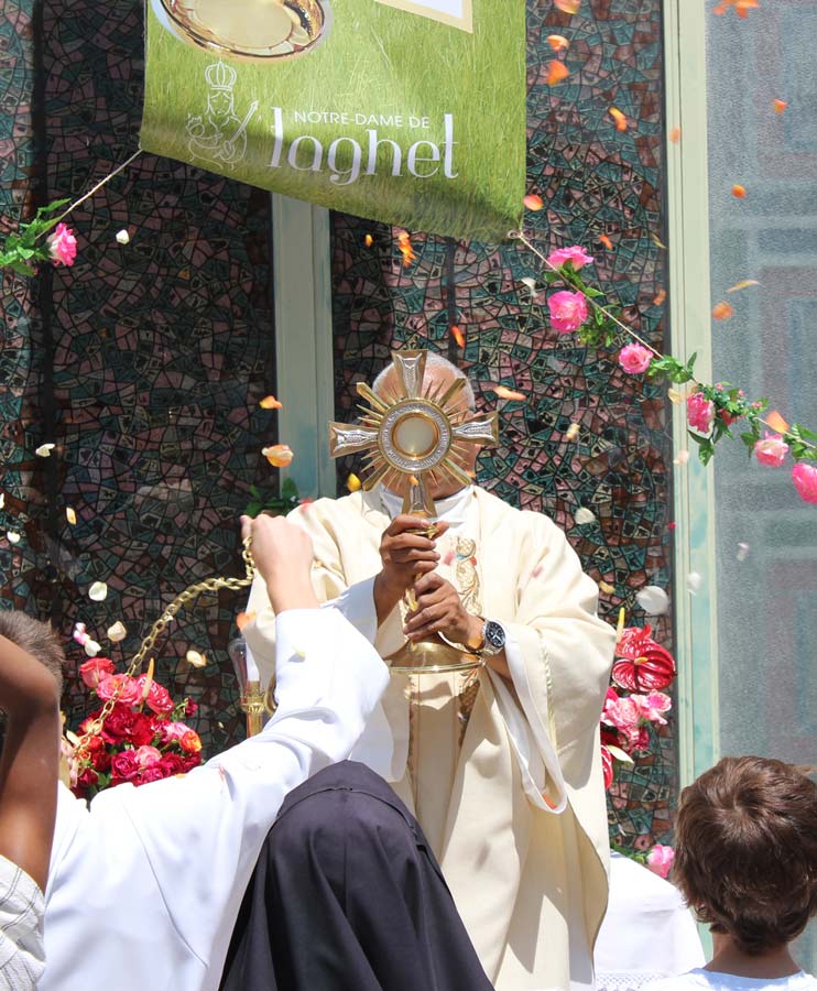 Fête Dieu sanctuaire de laghet